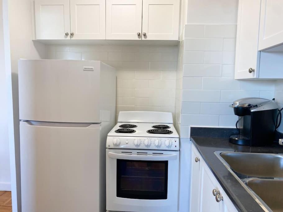 Stylish 1 Bedroom Apartment In 多伦多 外观 照片